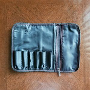 Elf Make-up Brush Case